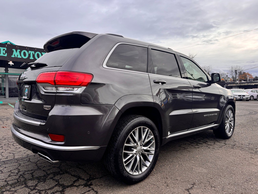 2017 Jeep Grand Cherokee Image 5
