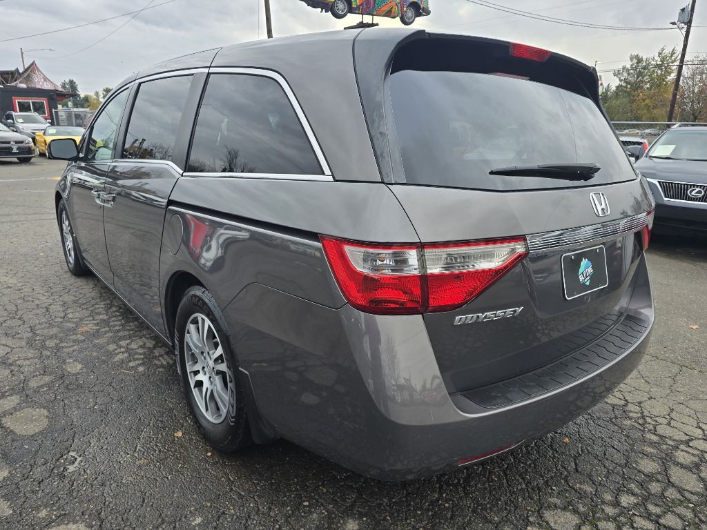 2012 Honda Odyssey Image 3