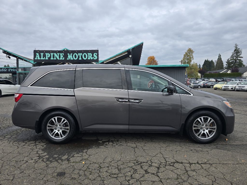 2012 Honda Odyssey Image 6