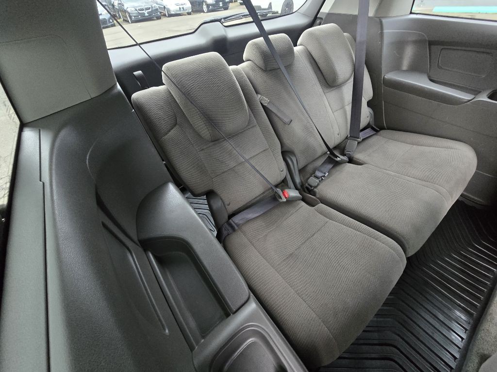2012 Honda Odyssey Image 16