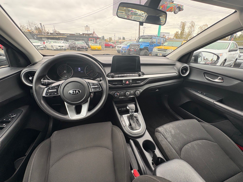 2021 Kia Forte Image 9