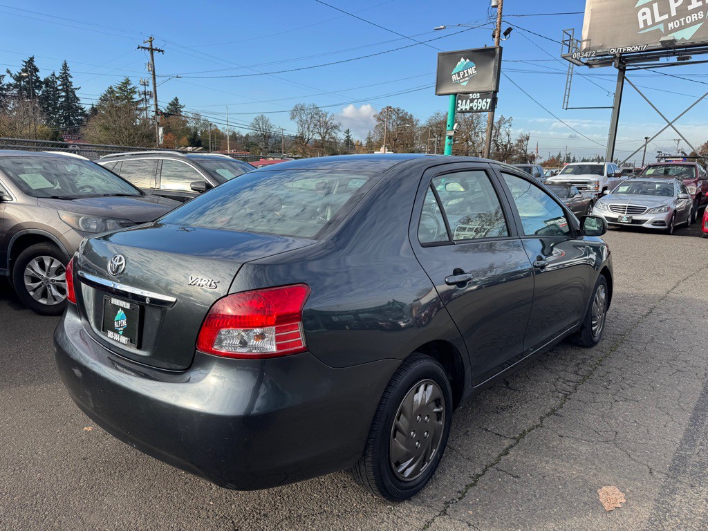 2008 Toyota Yaris Image 4