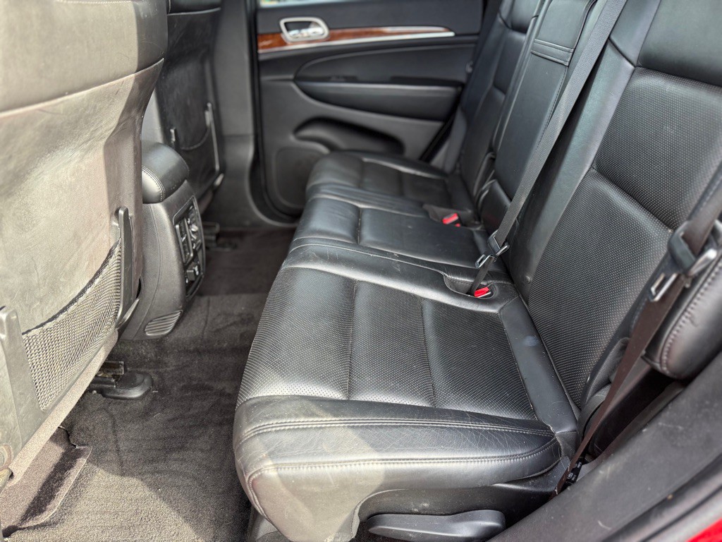 2011 Jeep Grand Cherokee Image 8