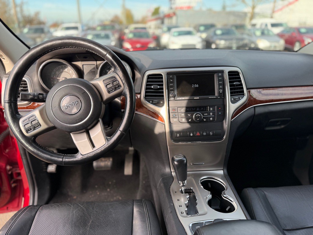 2011 Jeep Grand Cherokee Image 9