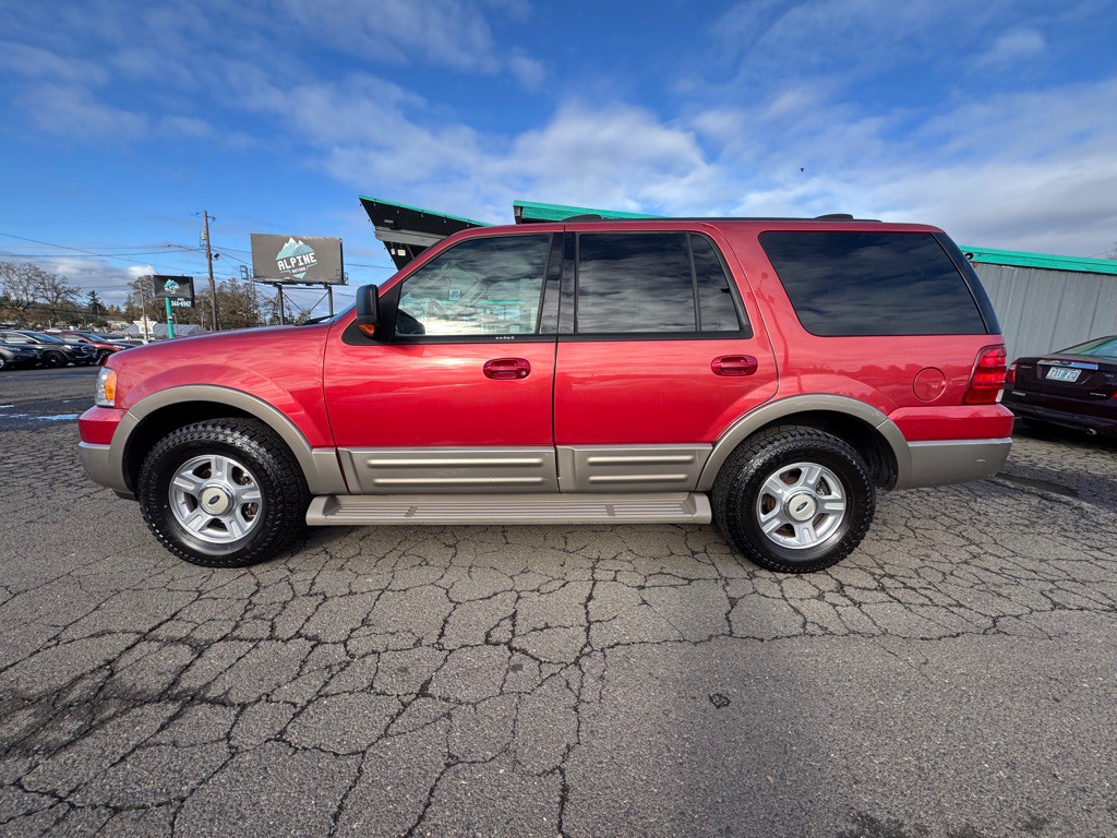 2003 Ford Expedition Image 2