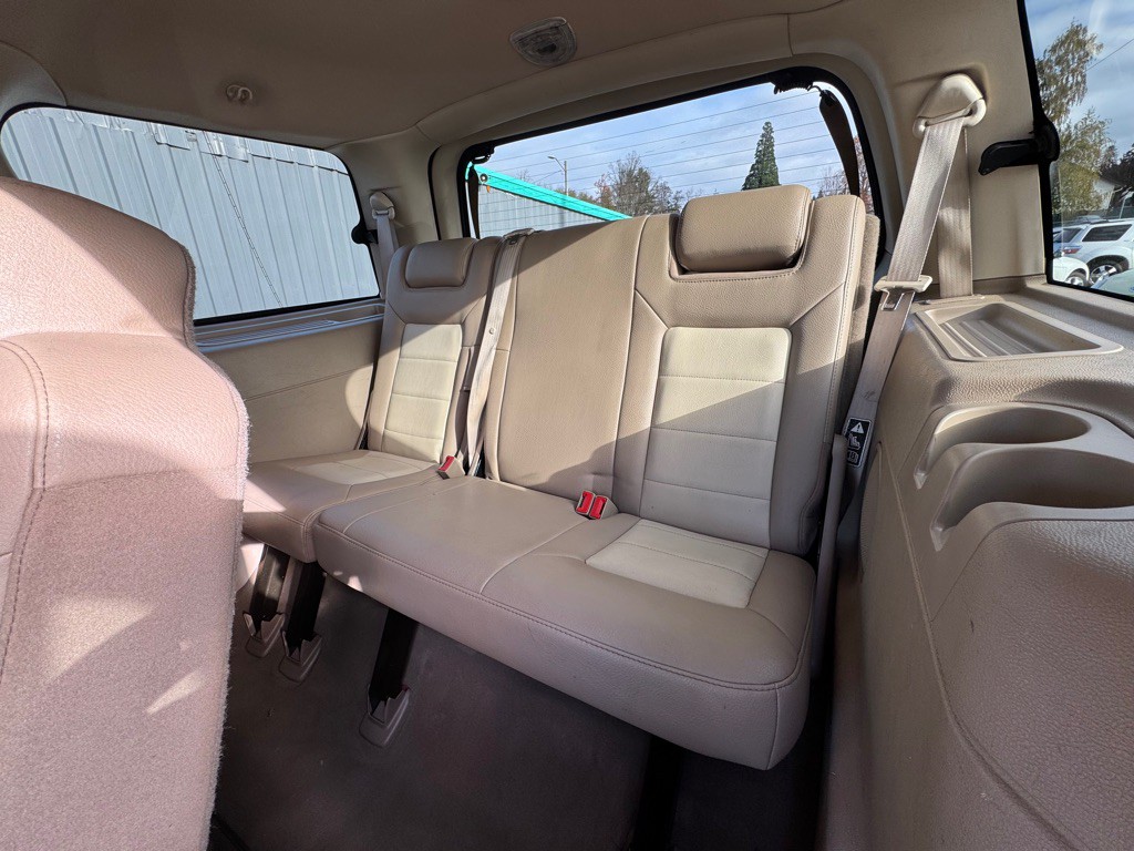 2003 Ford Expedition Image 10