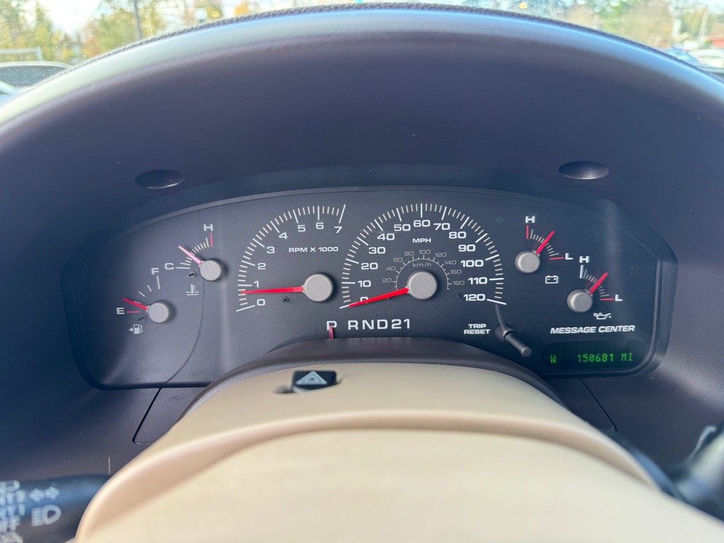 2003 Ford Expedition Image 17