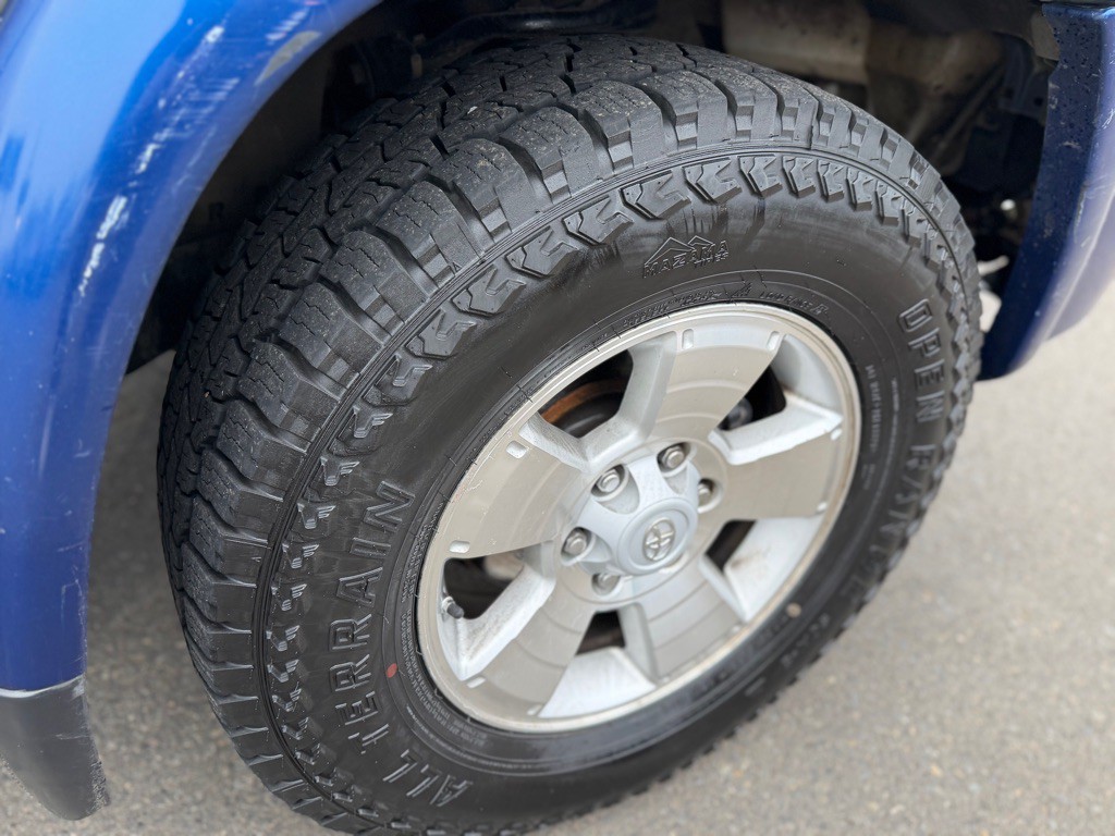 2006 Toyota Tundra Image 11