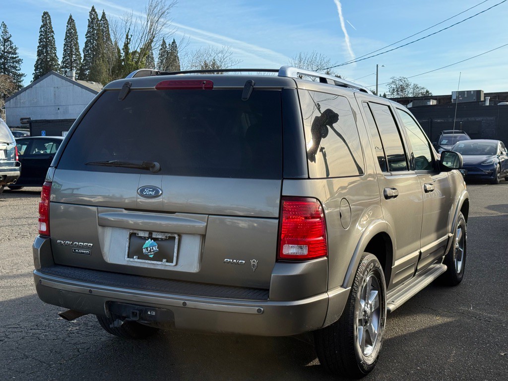 2003 Ford Explorer Image 3