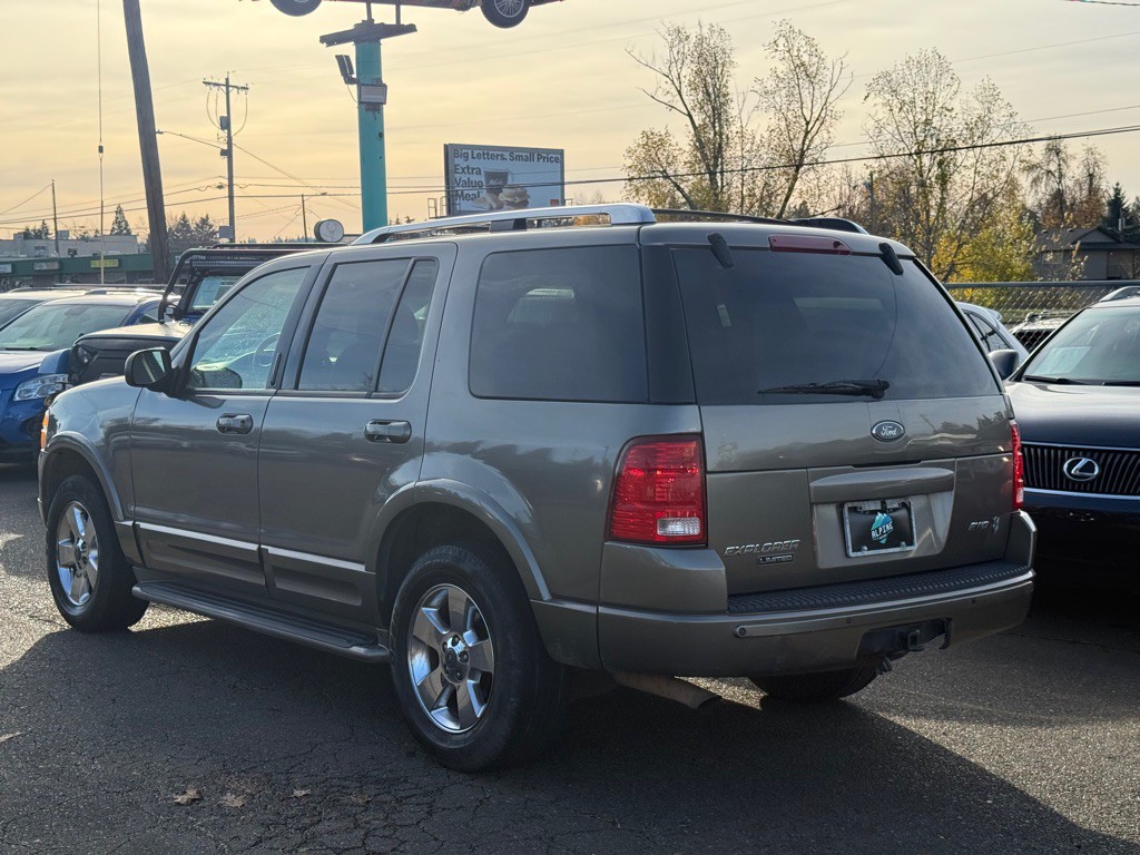 2003 Ford Explorer Image 4