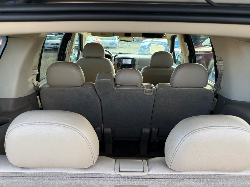 2003 Ford Explorer Image 6