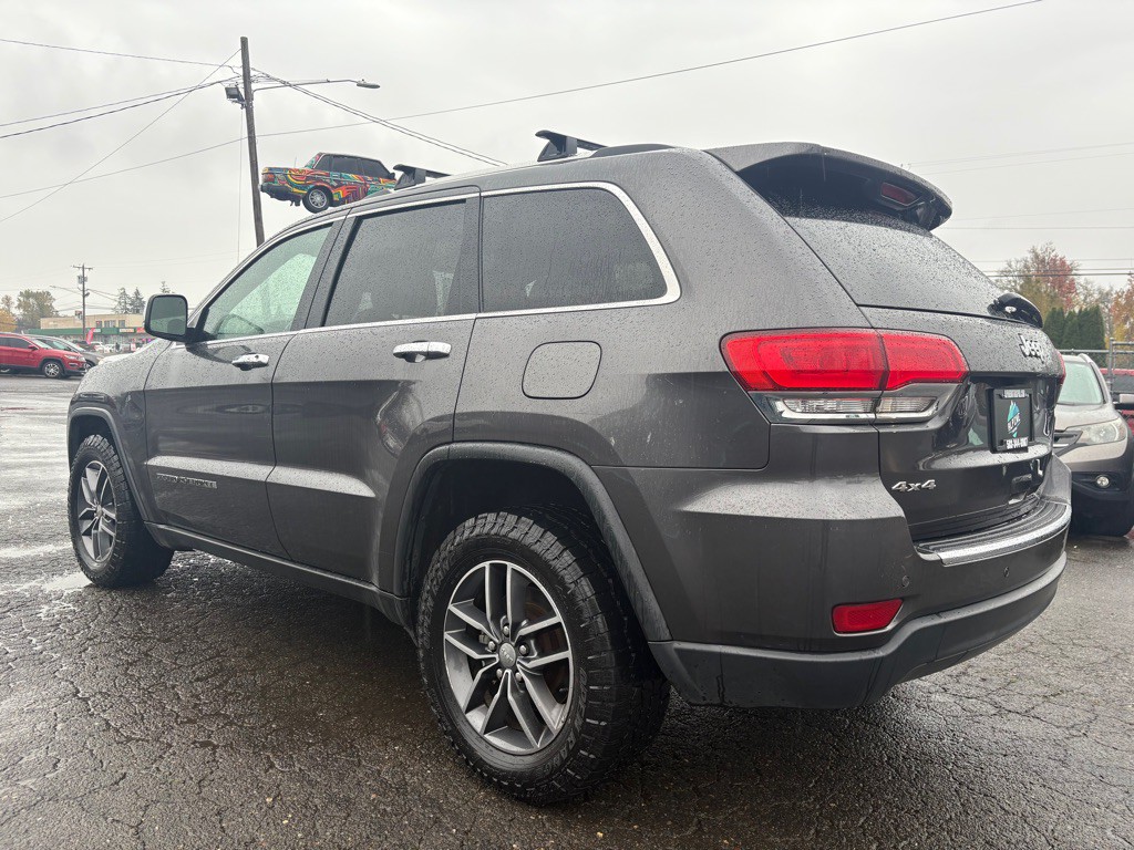 2017 Jeep Grand Cherokee Image 2