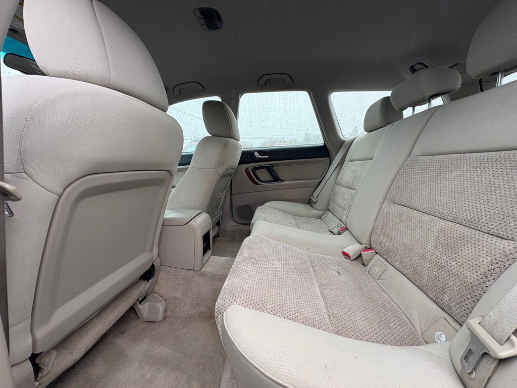 2006 Subaru Legacy Image 8
