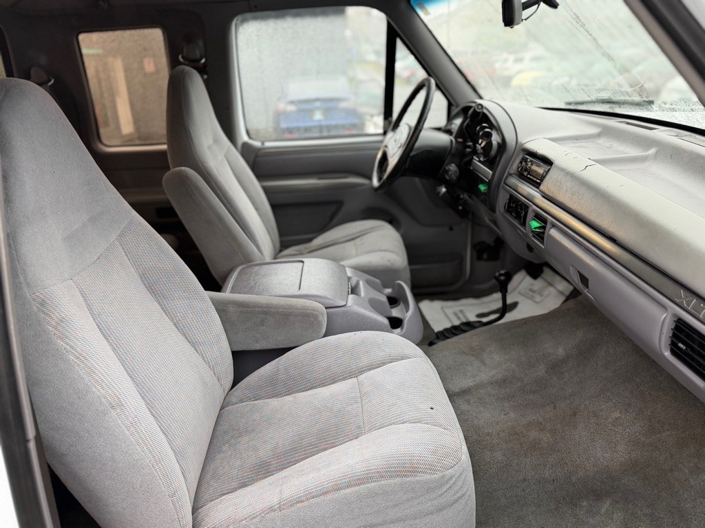 1995 Ford F-250 Image 11