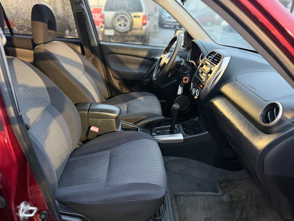 2005 Toyota Rav4 Image 11