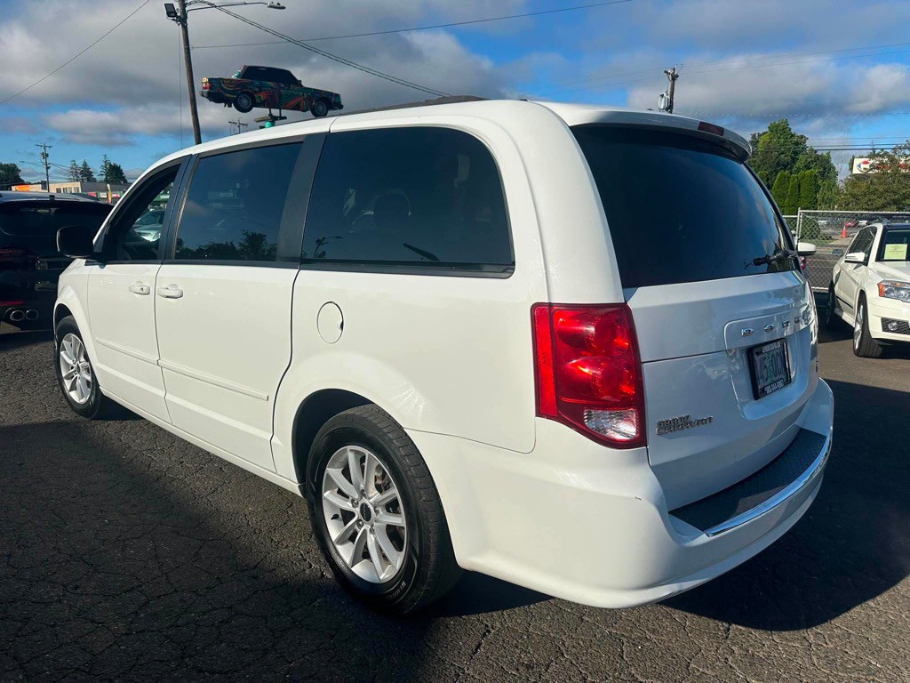 2015 Dodge Grand Caravan Image 2