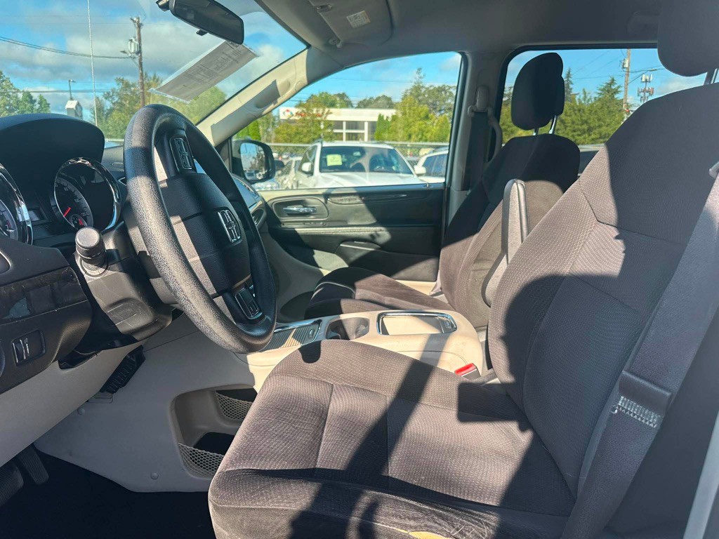 2015 Dodge Grand Caravan Image 7