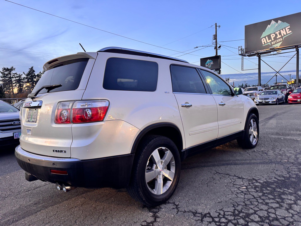 2009 GMC Acadia Image 5