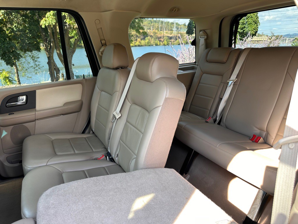 2006 Ford Expedition Image 10