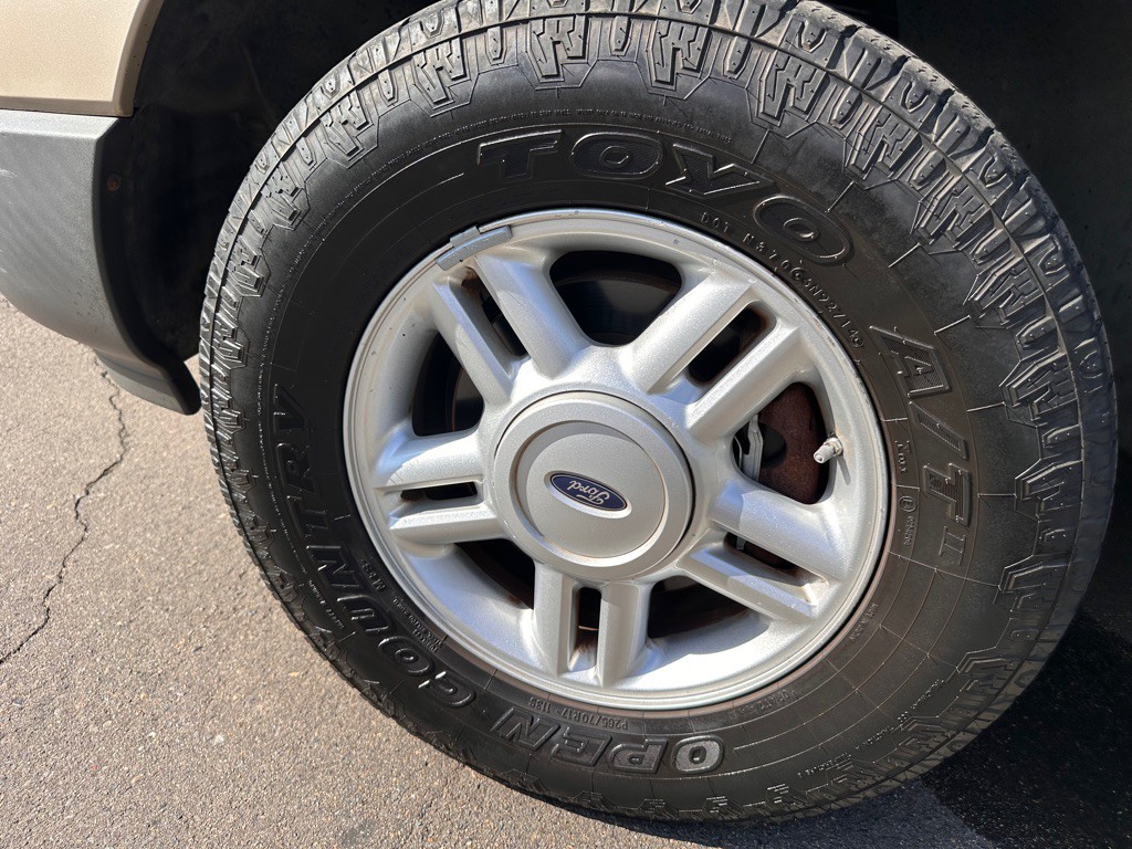 2006 Ford Expedition Image 13