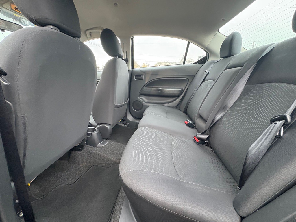 2017 Mitsubishi Mirage Image 9