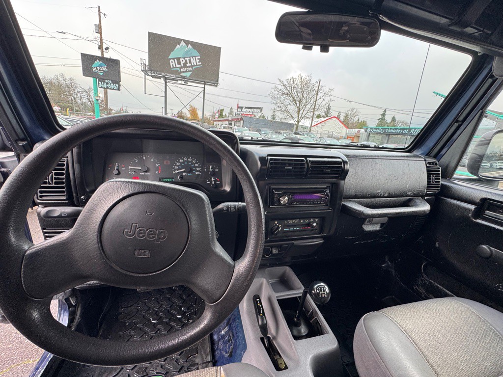1997 Jeep Wrangler Image 9