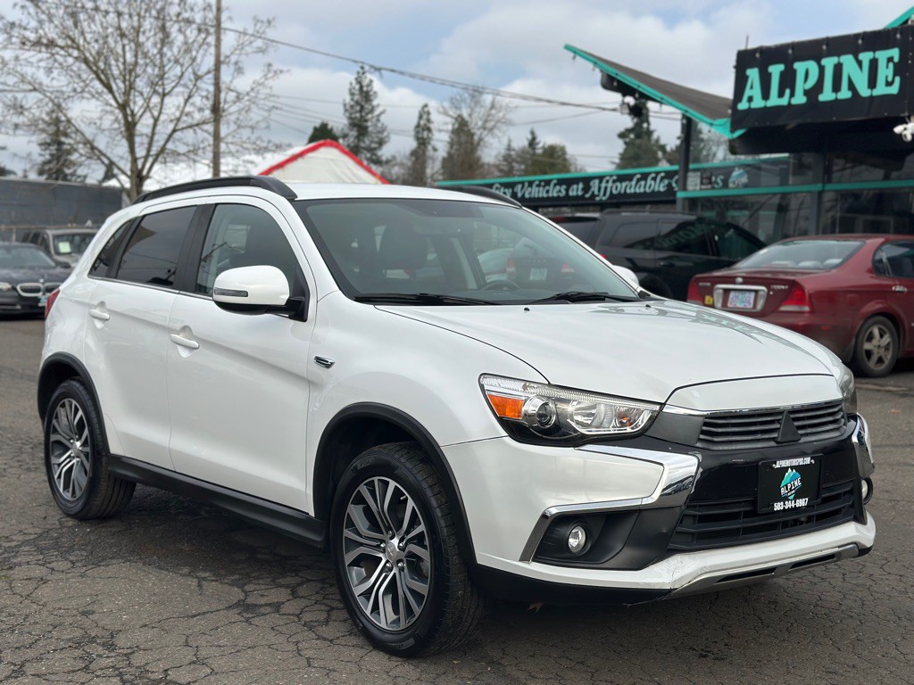 2017 Mitsubishi Outlander Image 5