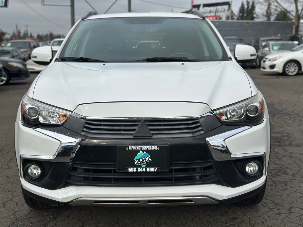 2017 Mitsubishi Outlander Image 6