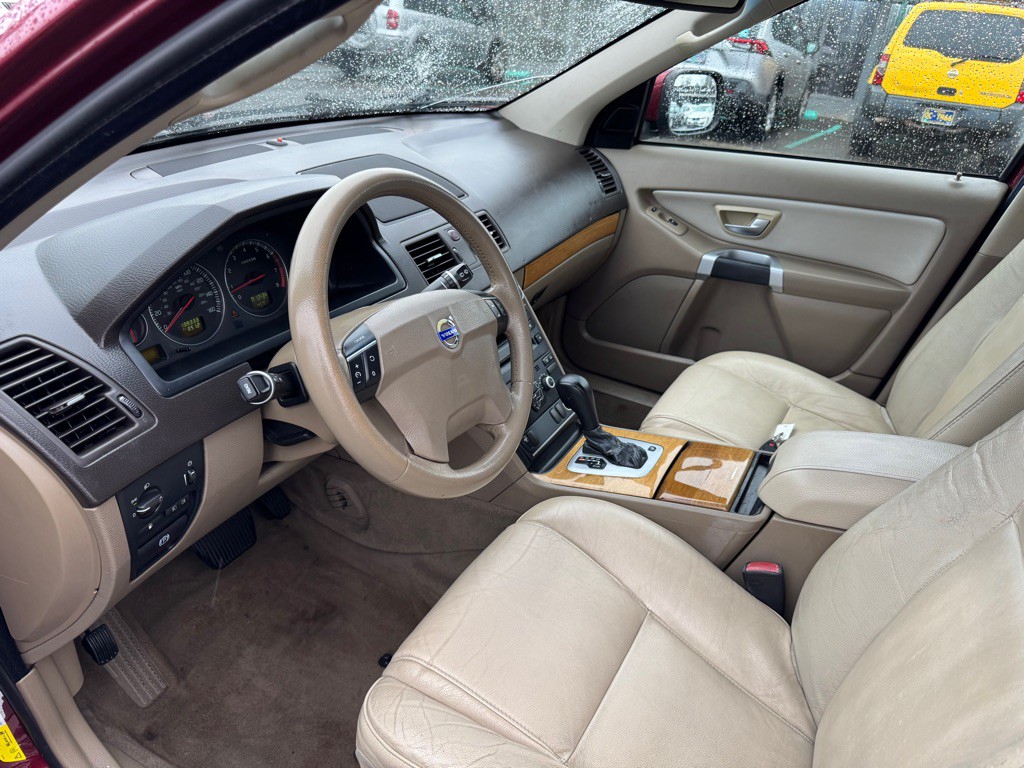 2007 Volvo XC90 Image 8