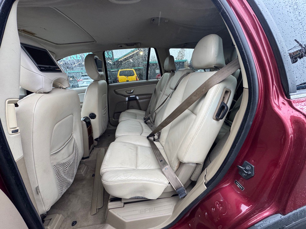 2007 Volvo XC90 Image 10
