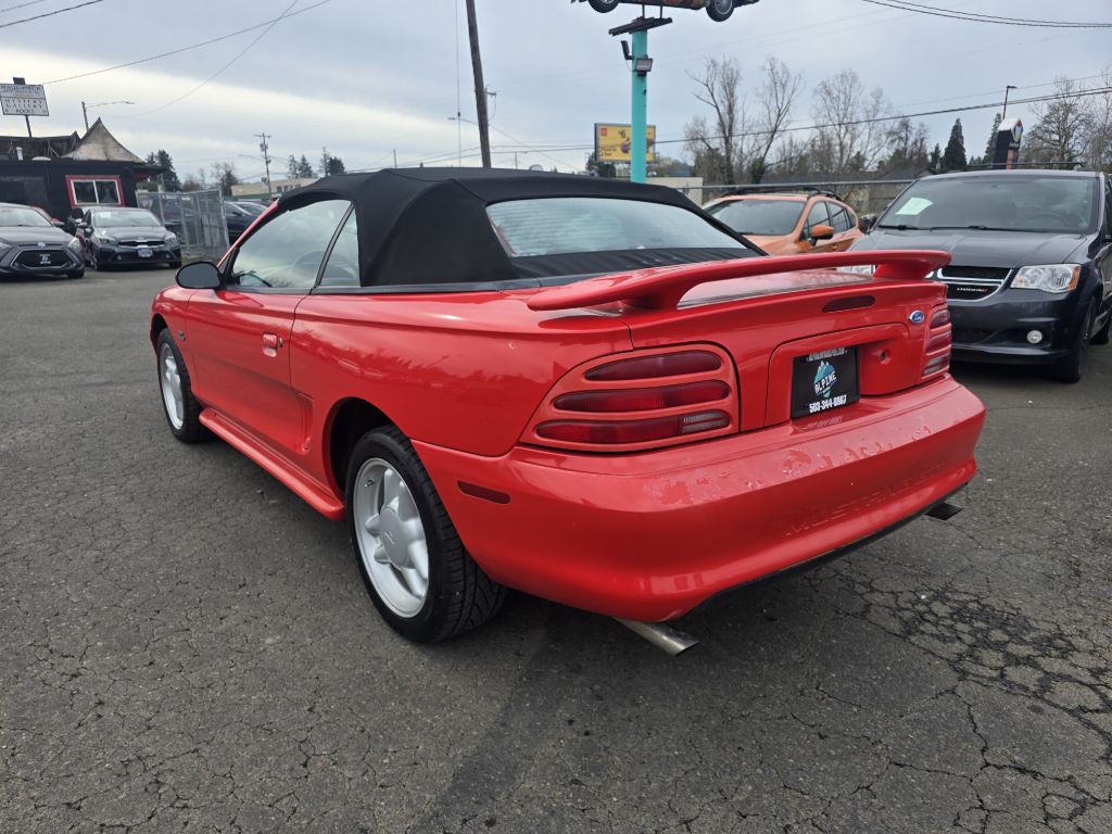 1994 Ford Mustang Image 3