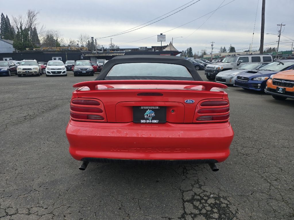 1994 Ford Mustang Image 4