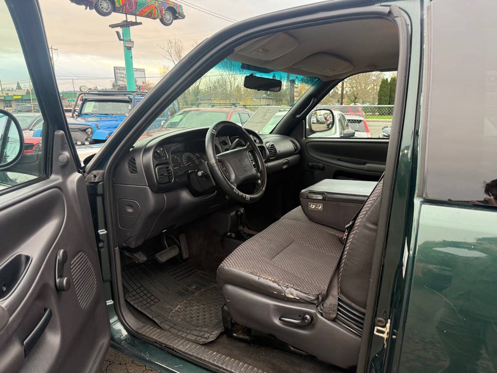 2000 Dodge Ram 1500 Image 6
