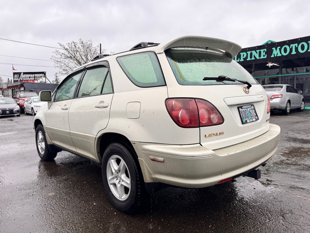 2000 Lexus RX Image 3