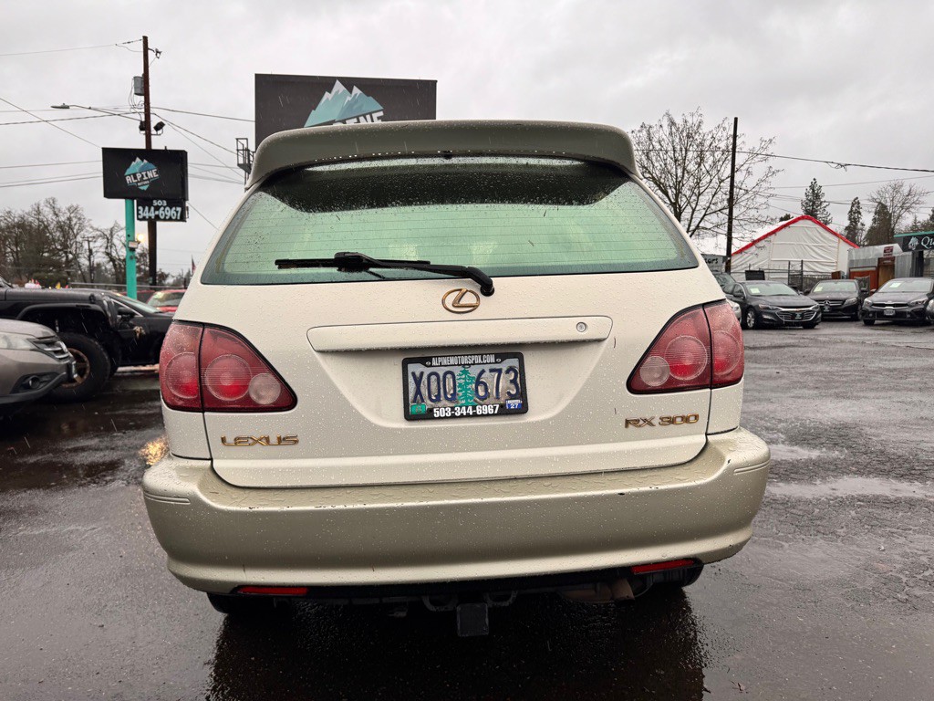 2000 Lexus RX Image 4