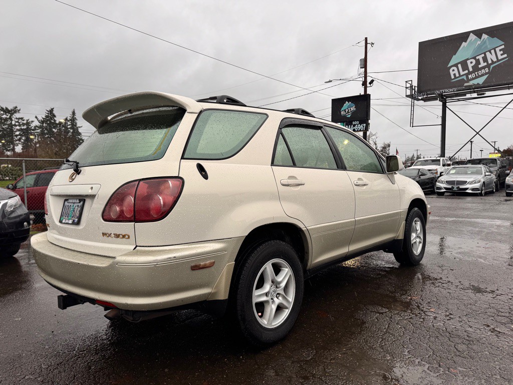 2000 Lexus RX Image 5