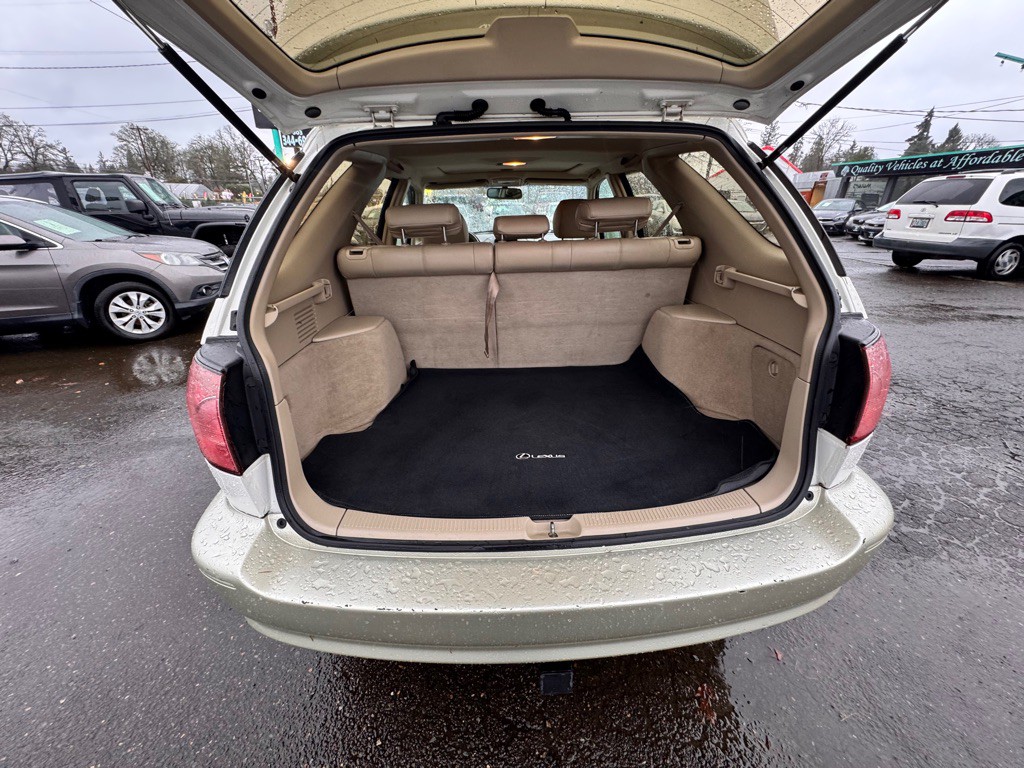 2000 Lexus RX Image 12