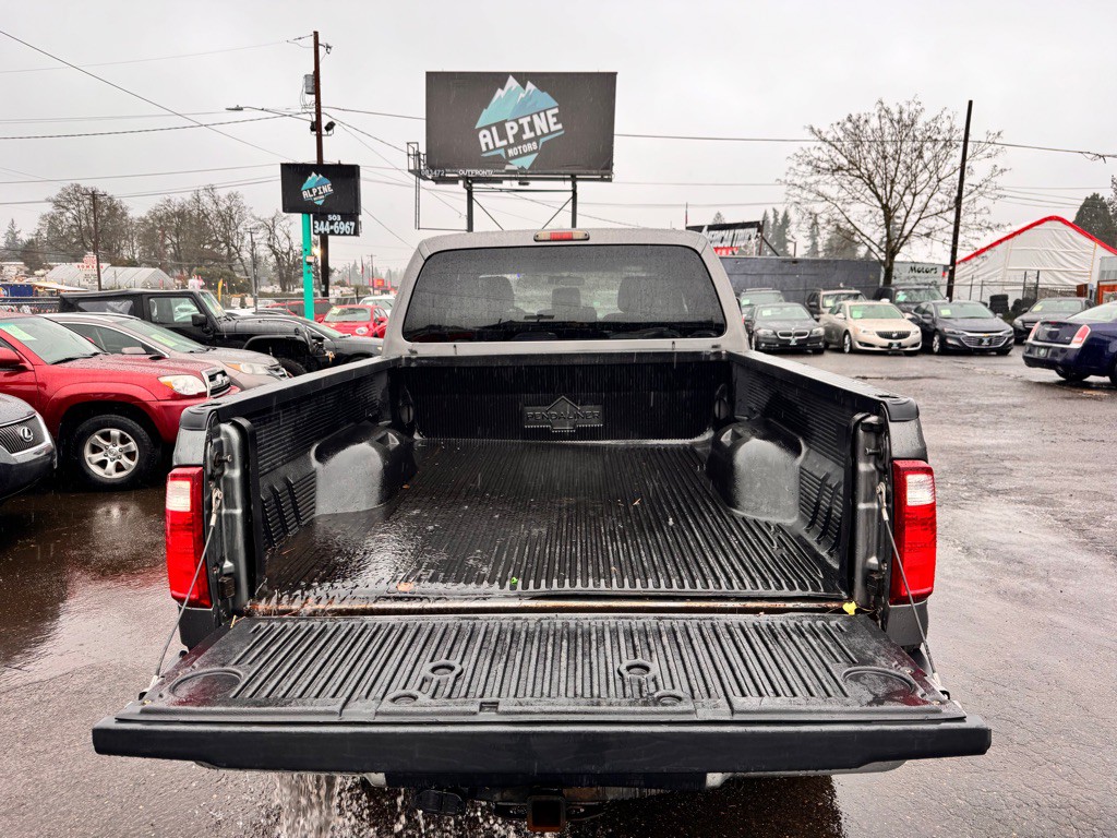 2011 Ford F-350 Image 4