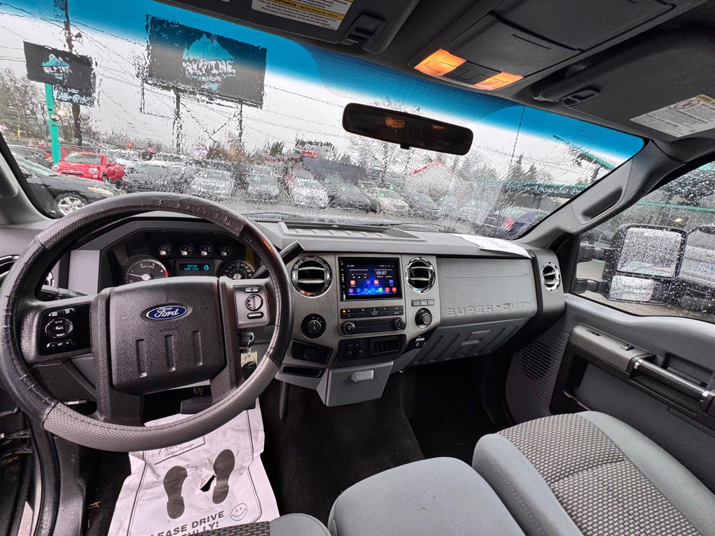2011 Ford F-350 Image 11