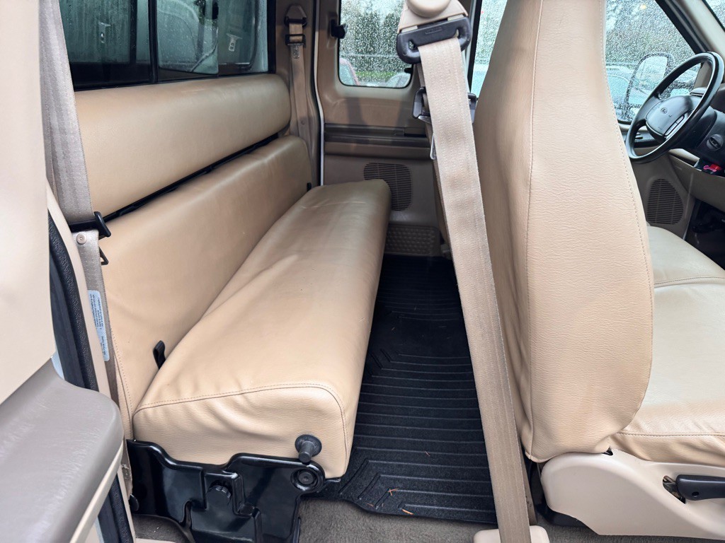 1999 Ford F-250 Image 14