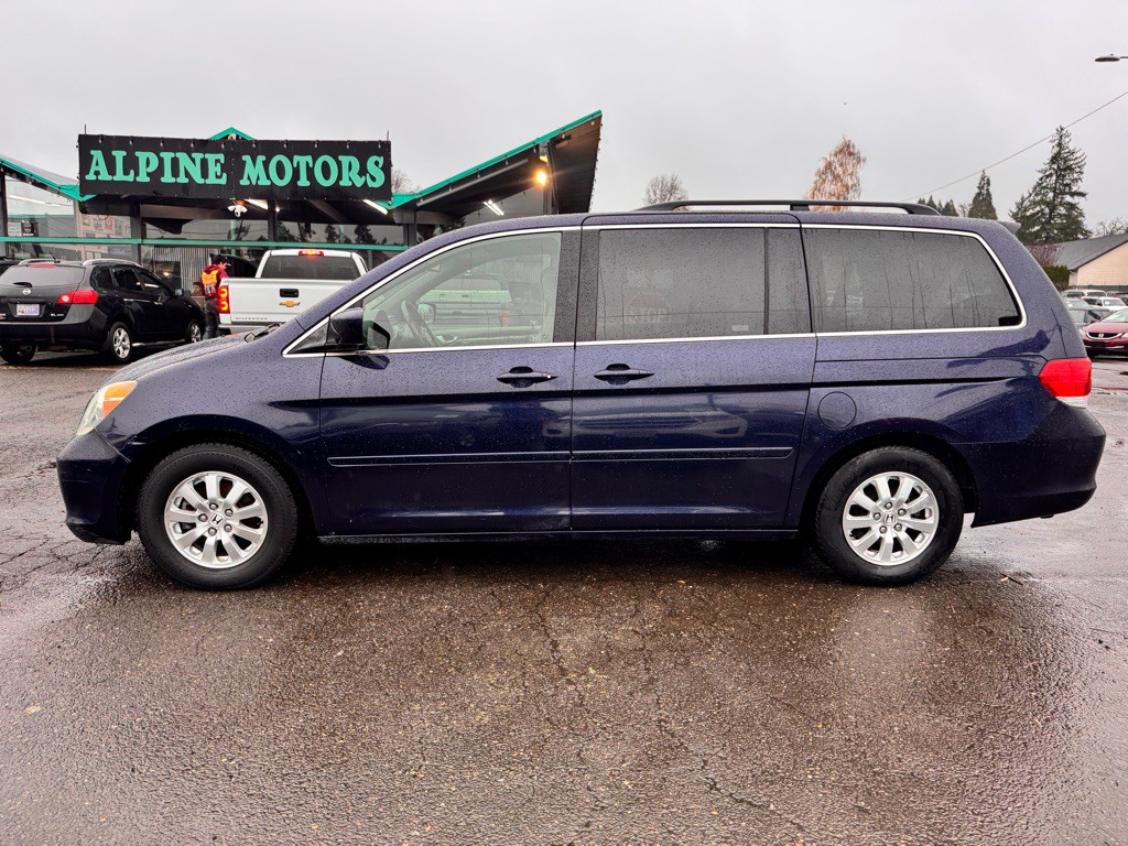 2008 Honda Odyssey Image 2