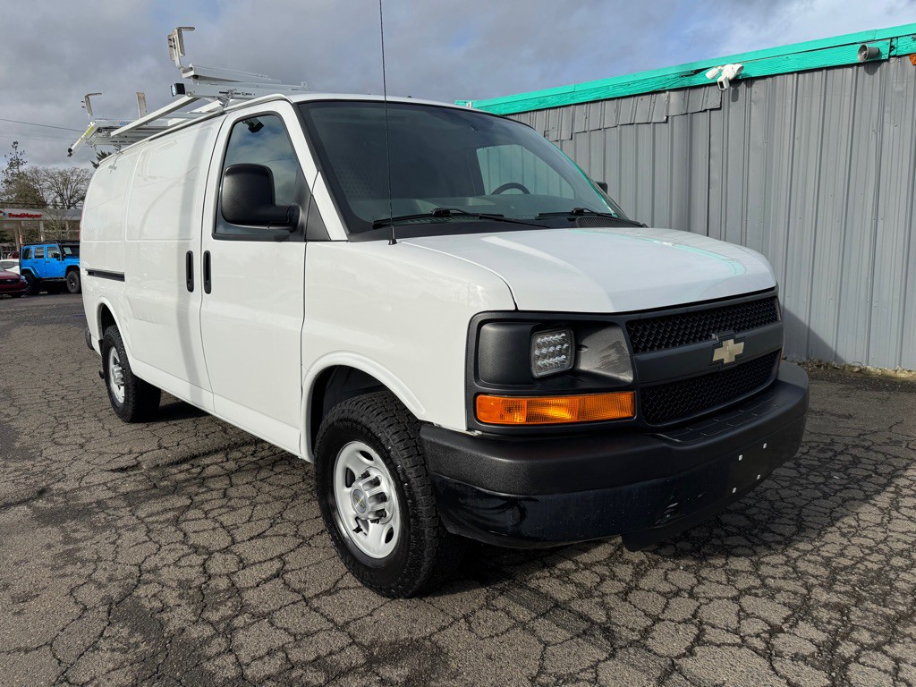 2014 Chevrolet Express Image 7