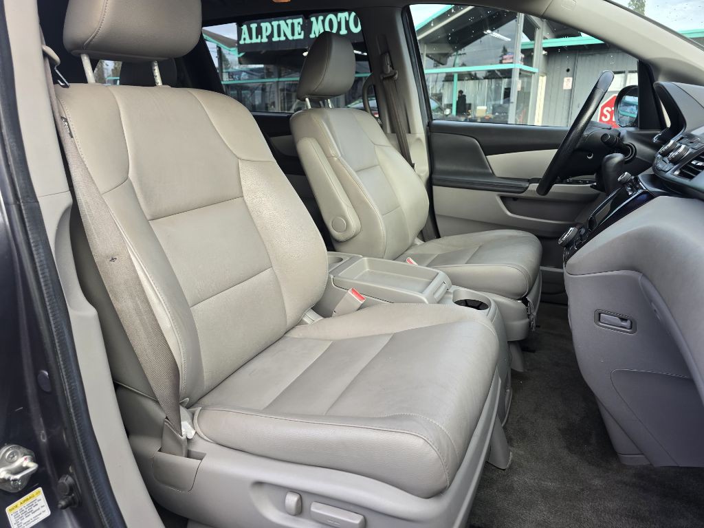 2014 Honda Odyssey Image 11