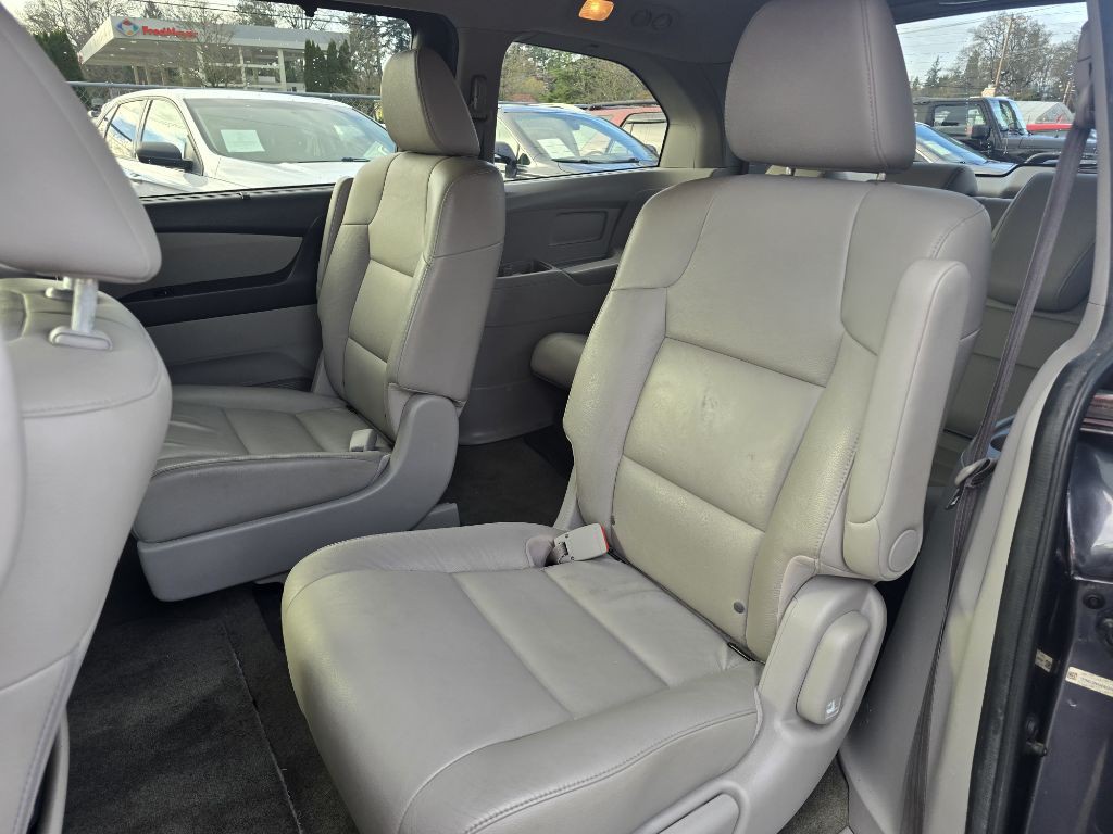 2014 Honda Odyssey Image 13