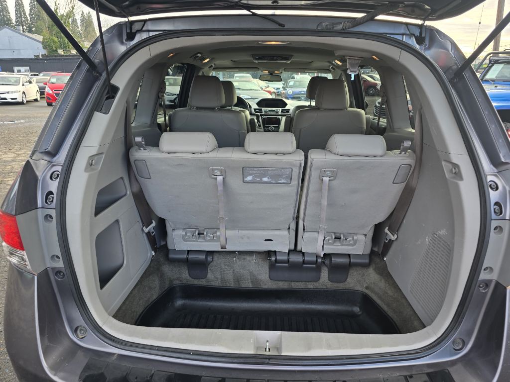 2014 Honda Odyssey Image 17
