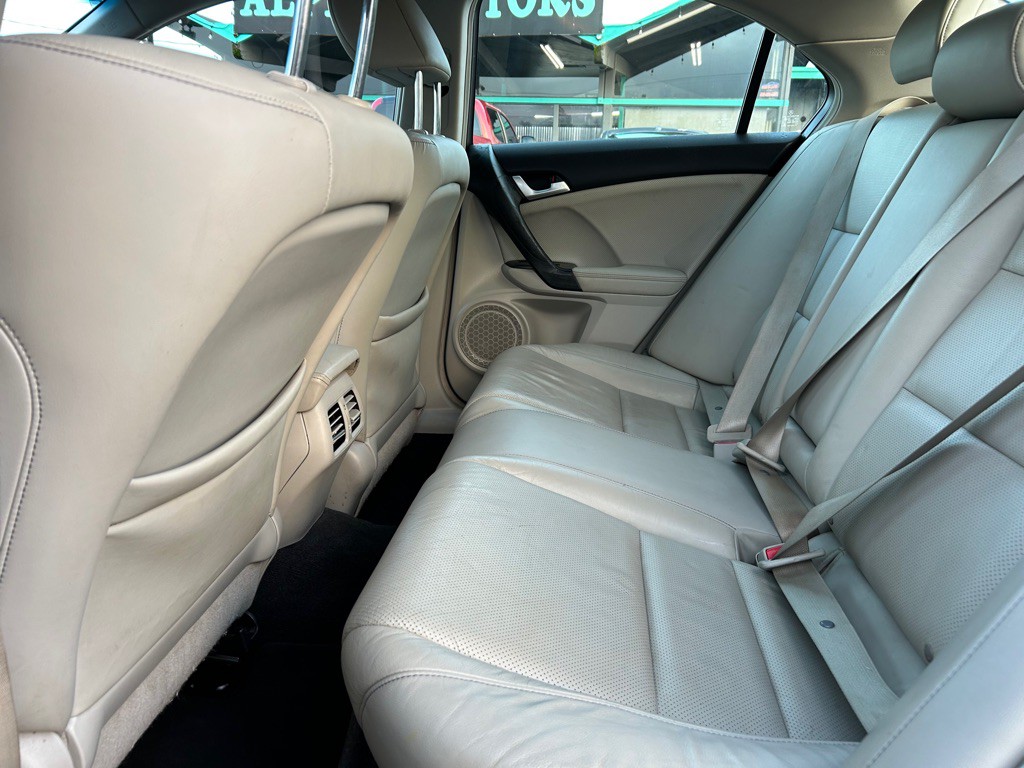 2013 Acura TSX Image 8