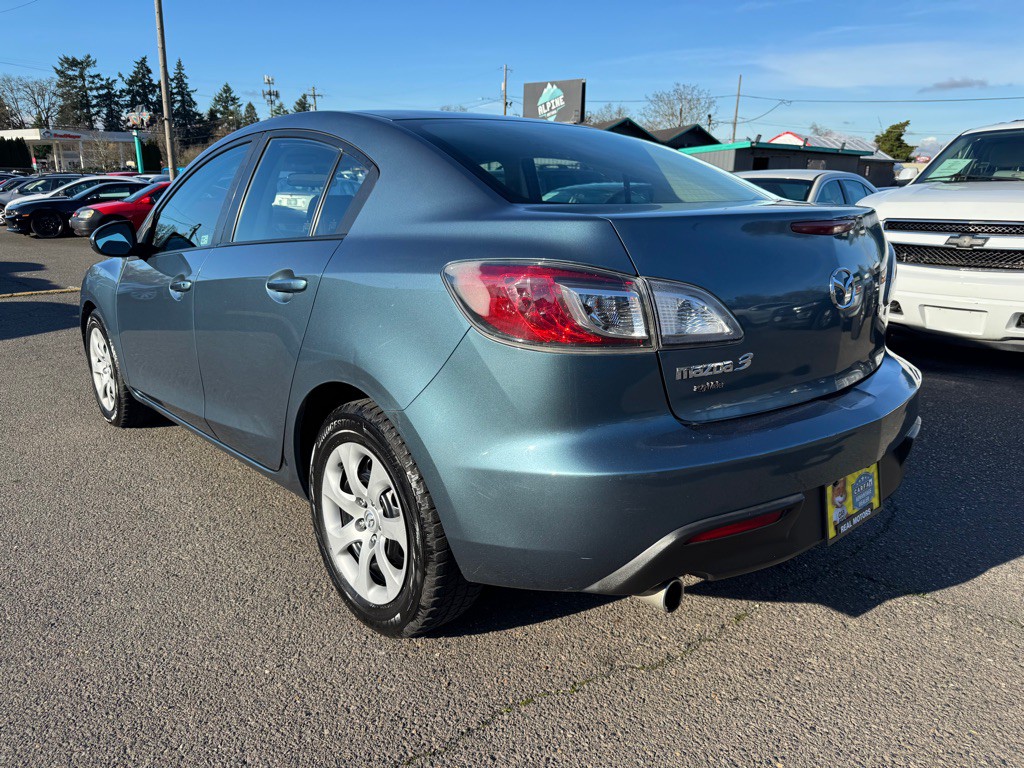 2010 Mazda Mazda3 Image 3