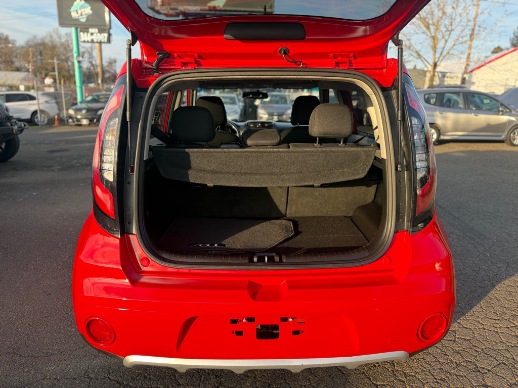 2018 Kia Soul Image 3