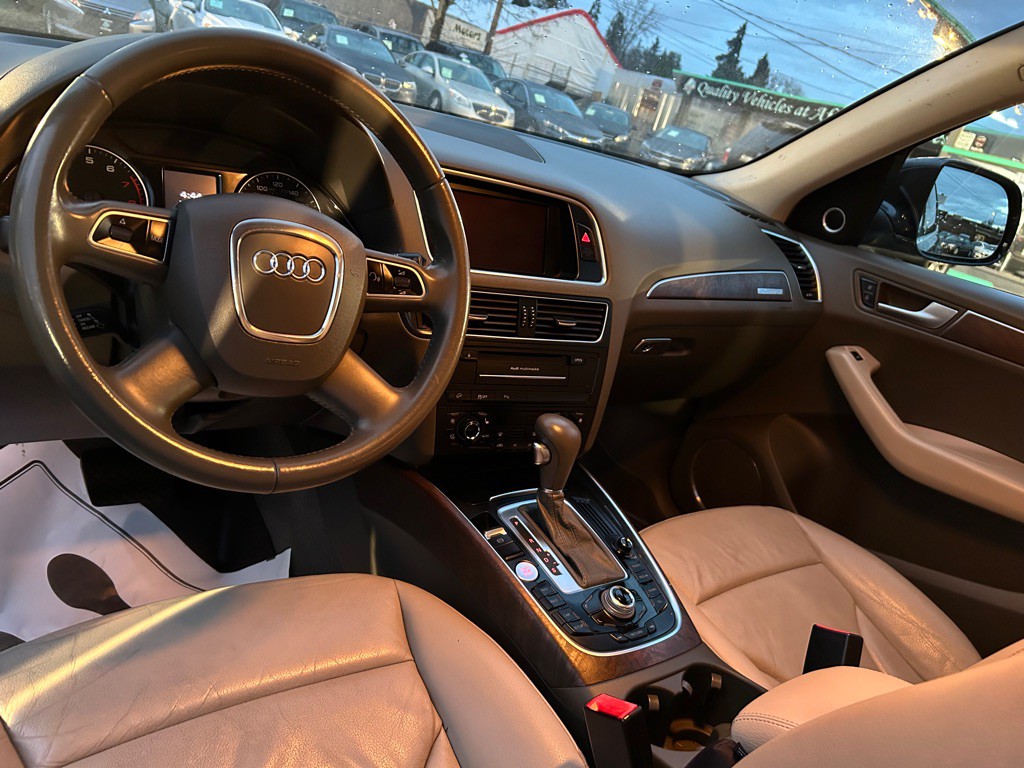 2012 Audi Q5 Image 9