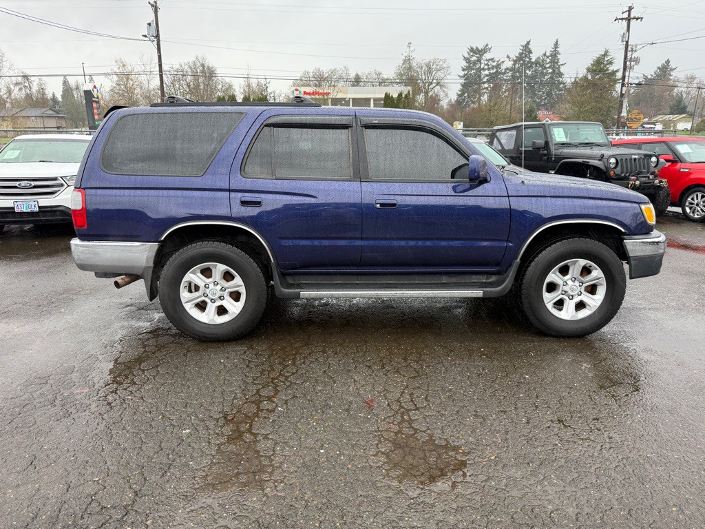 2000 Toyota 4Runner Image 6